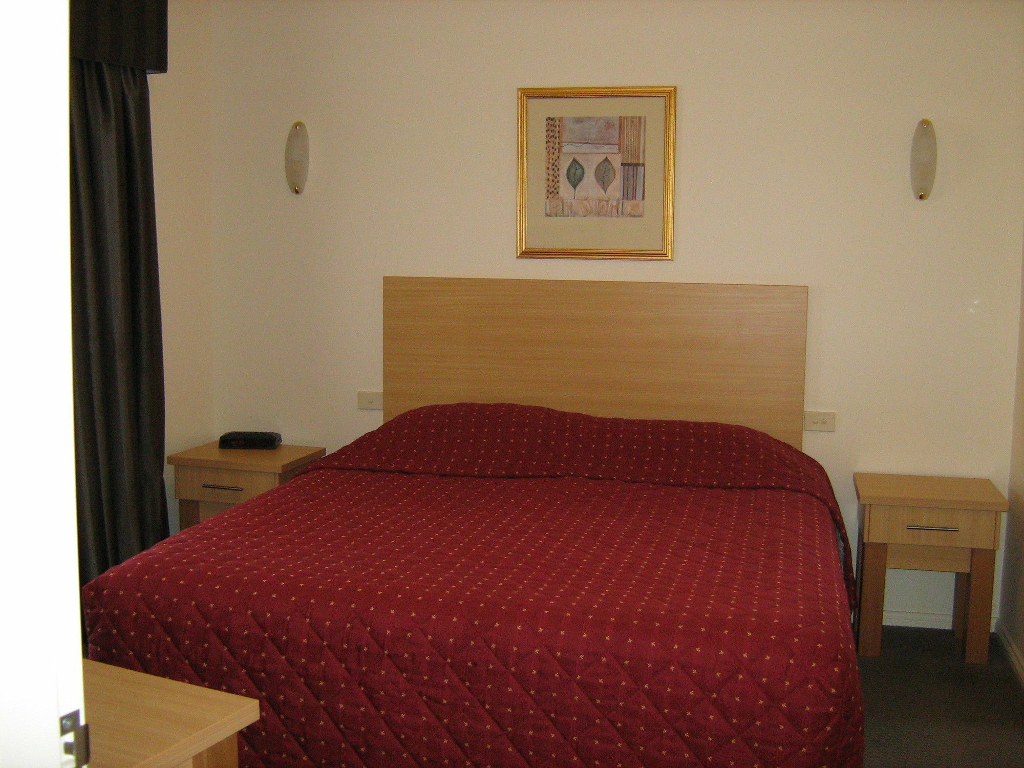 Turners Vineyard Motel Orange Exterior photo